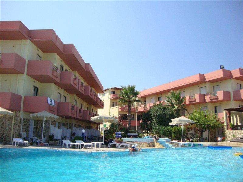 Hotel Haris On The Beach Agia Marina  ภายนอก รูปภาพ